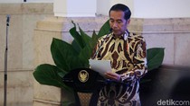Jokowi Bagikan Sertifikat Tanah untuk Masjid dan Musala di Sumbar Jokowi Bagikan Sertifikat Tanah untuk Masjid dan Musala di Sumbar