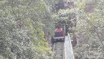 Foto: Naik Kereta di Jalur Tercuram Australia Foto: Naik Kereta di Jalur Tercuram Australia