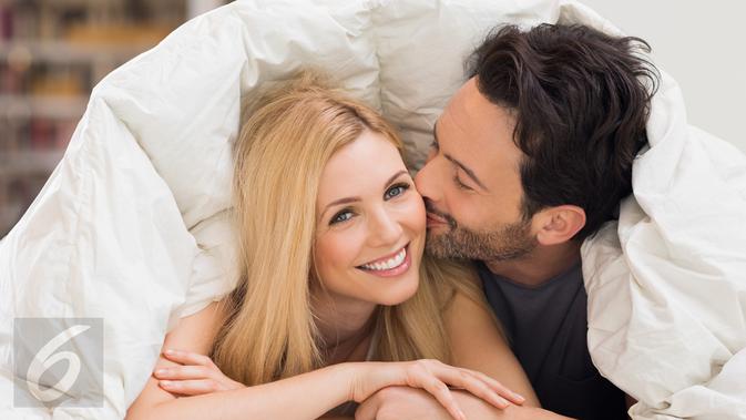 Pasangan Serasi Pasangan Romantis Pasangan Muda Mudi Ilustrasi Foto Pasangan Romantis (iStockphoto)