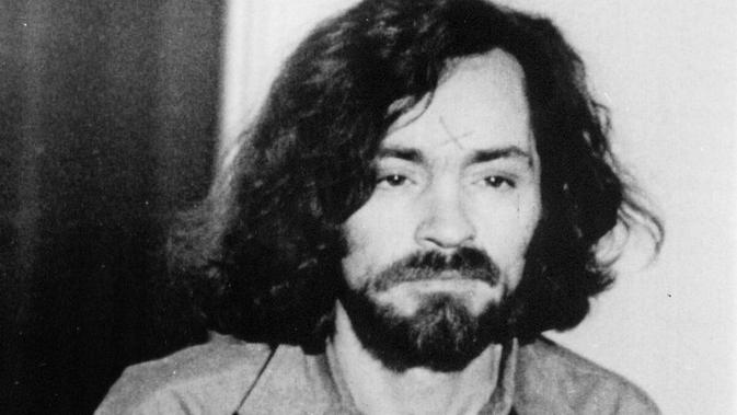 Charles Manson Charles Manson (Sumber: The Hollywood Reporter)