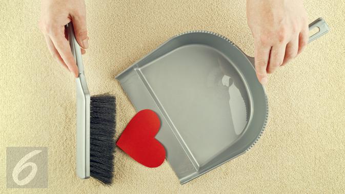 Putus Cinta atau Putus Hubungan Ilustrasi Foto Putus Cinta (iStockphoto)