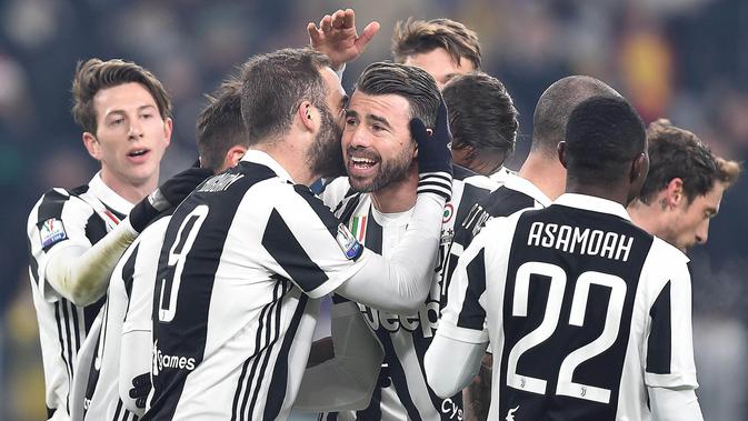 Manchester United, Klub Terkaya, Premier League 10. Juventus - Pendapatan 405,7 juta euro (Rp6,6 triliun). (AP/Alessandro di Marco)